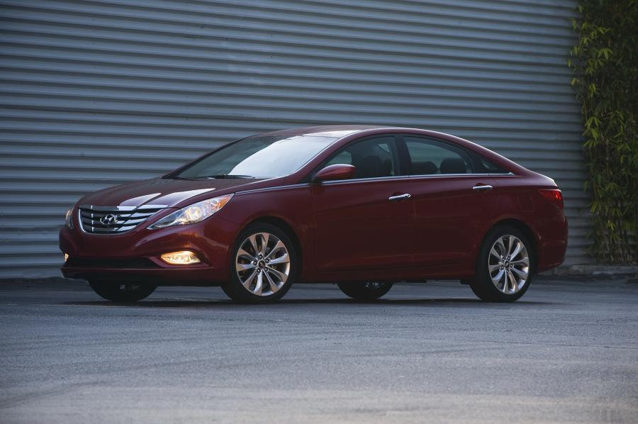  Hyundai Sonata 2010 года  (фото 85 из 162)